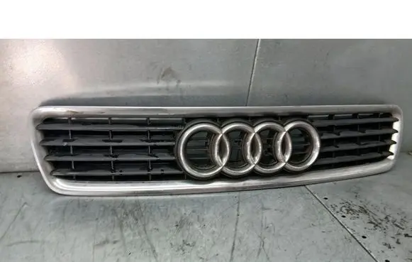 Audi A4 S4 B5 8D Front grill