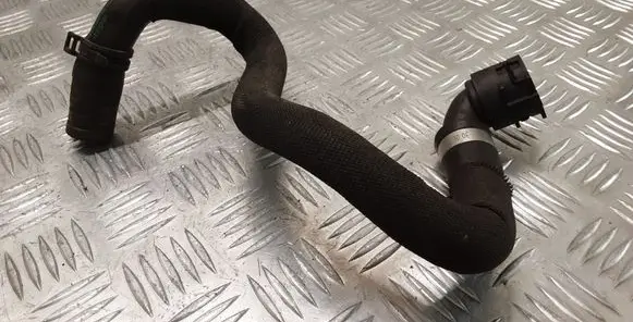Engine coolant pipe/hose