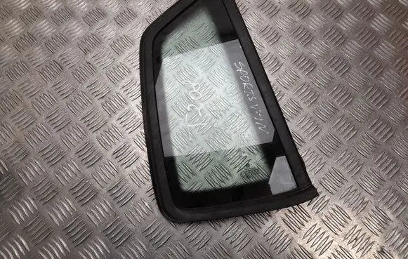 Volkswagen Golf Sportsvan Front door vent window glass four-door 510845042AE
