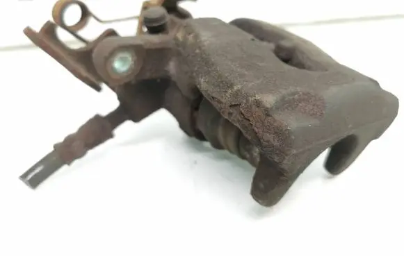 Ford S-MAX Rear brake caliper
