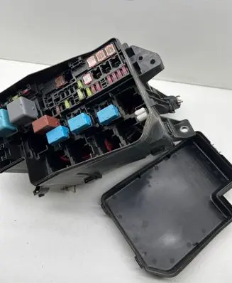 Toyota RAV 4 (XA30) Fuse box set 8266242120