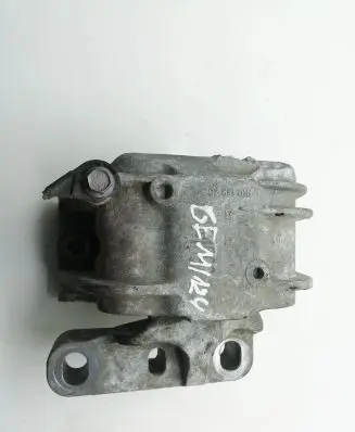 Volkswagen Caddy Engine mount bracket 1K0199262