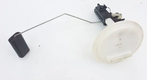 Volvo XC90 Fuel level sensor 00824