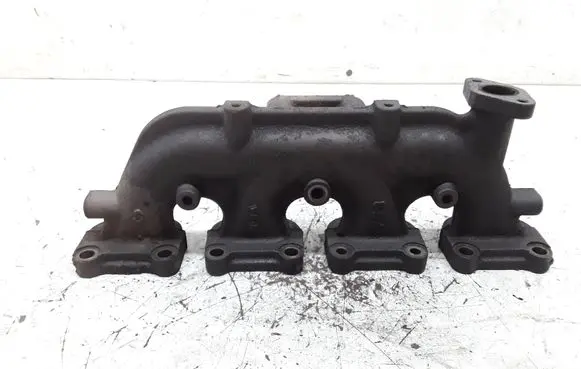 Mitsubishi Pajero Exhaust manifold