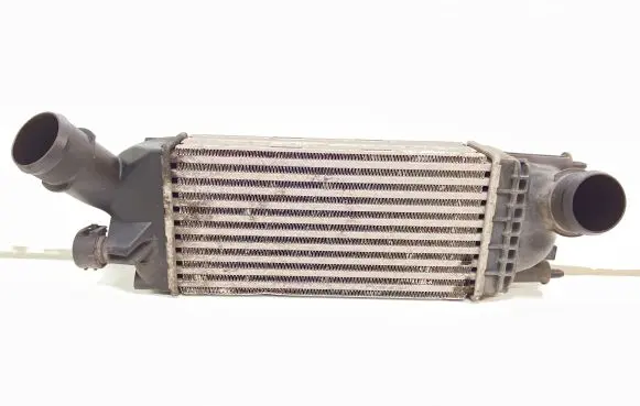 Citroen C5 Intercooler radiator 9657073480