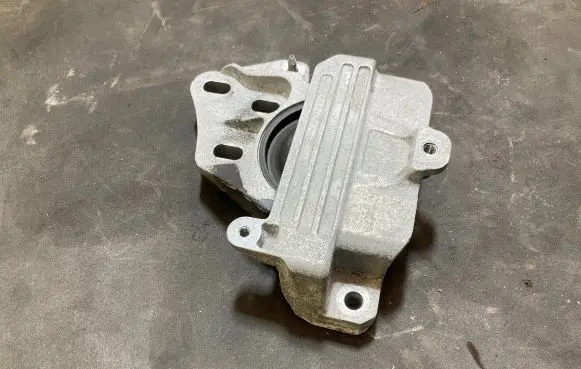 Mercedes-Benz A W177 Engine mount bracket A2472403200 302239 2250010004