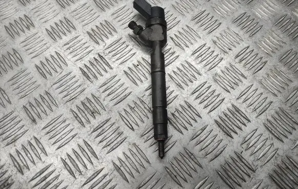 Mercedes-Benz A W168 Fuel injector A6680700687 0445110015