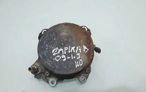 Opel Zafira B Vacuum pump