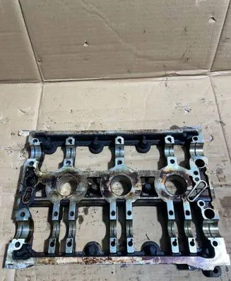 Audi A4 S4 B6 8E 8H Crankshaft Holder 06C103127F