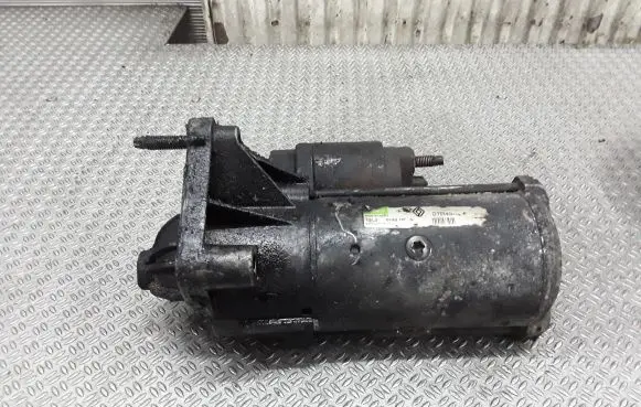 Renault Megane II Starter motor 8200075362B