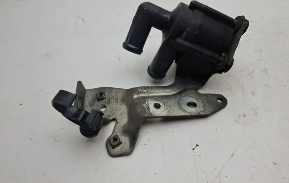 Volvo V60 Electric auxiliary coolant/water pump 31686005 31686002