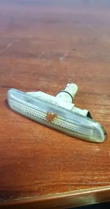 BMW 3 E46 Front fender indicator light 2228591