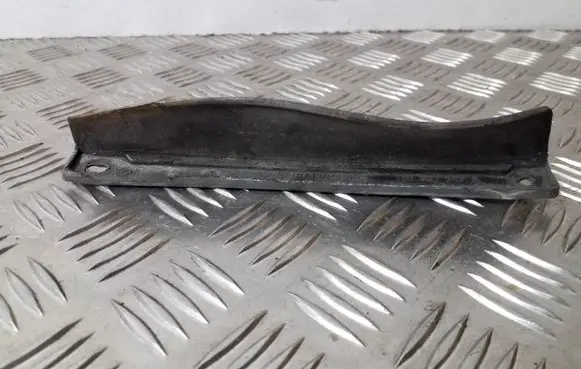 Volkswagen Touran II Other under body part 1T0807547A