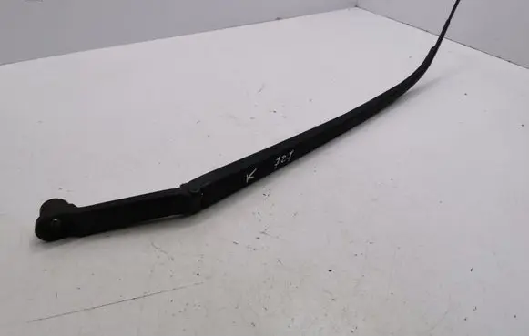 Mazda CX-7 Front wiper blade arm