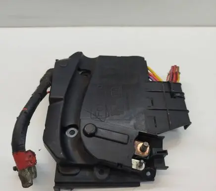 Ford Kuga II Fuse module AV6T14A067BC
