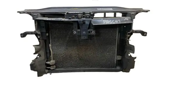 Volkswagen PASSAT B7 Radiator set 701010690B 3C0010809S 3C0121253BC
