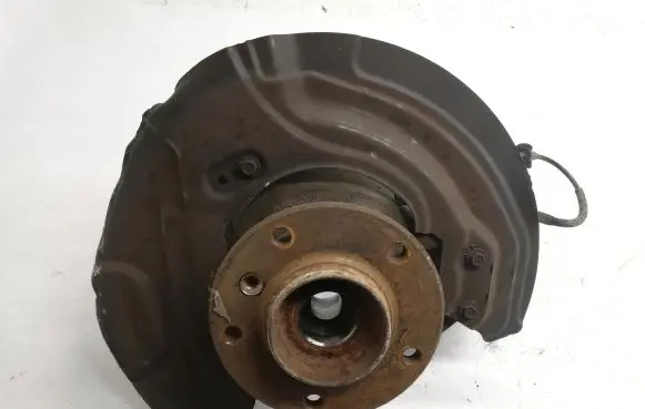 BMW X1 E84 Front wheel hub