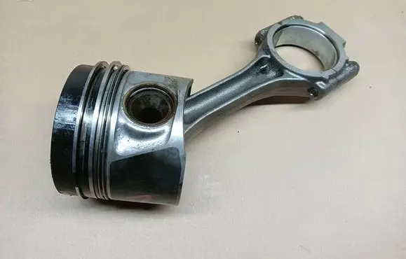 Audi A6 S6 C7 4G Piston with connecting rod 038J