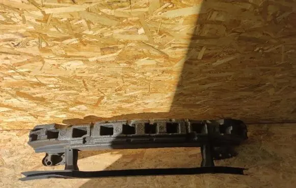 Volkswagen PASSAT B6 Front bumper support beam