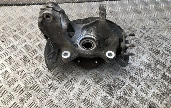 Audi A3 S3 8P Rear wheel hub 5Q0407256 5Q0407256A