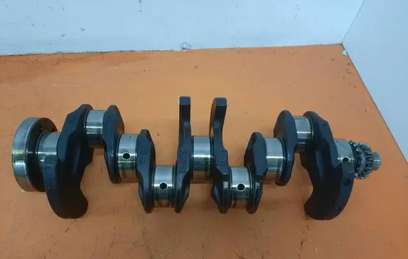 Volkswagen Golf IV Crankshaft 036AL