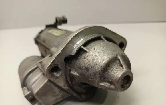 Audi A4 S4 B6 8E 8H Starter motor 068911024E