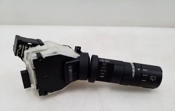 Nissan Qashqai Wiper switch 