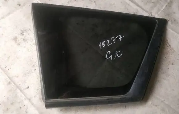 Mitsubishi Outlander Rear side window AS3