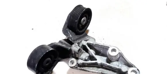 Ford Mondeo Mk III Generator/alternator belt tensioner xs7e10039ba xs7e6a228