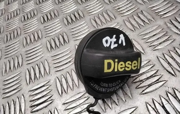 Volvo V70 Fuel tank filler cap 