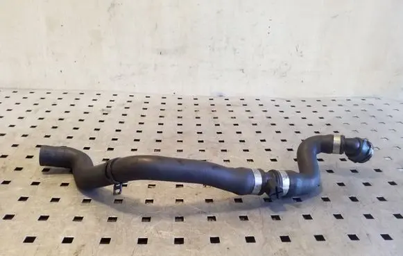 BMW X3 E83 Engine coolant pipe/hose 64213400409 3400409