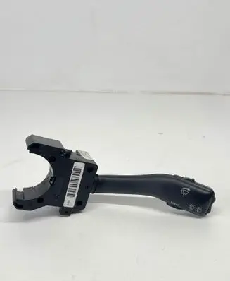 Volkswagen Golf IV Wiper control stalk 4B0953503H CZK0301202032