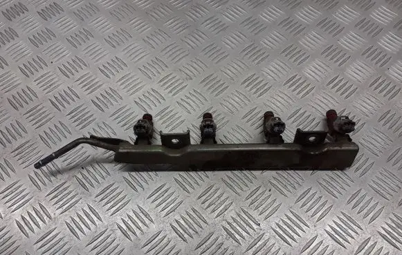 Nissan Primera Fuel main line pipe 0280155940