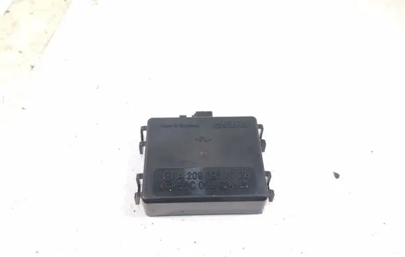 Mercedes-Benz CLK A209 C209 Rain sensor A2098200726