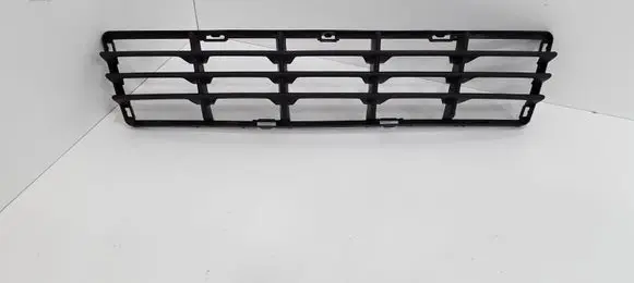 Volvo V50 Front bumper lower grill