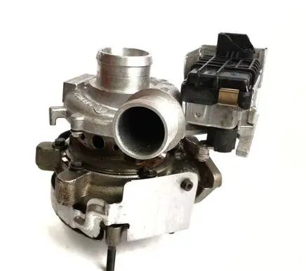 Audi A8 S8 D3 4E Turbo 057145721J 750718 057145701S