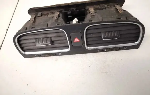 Volkswagen Golf VI Dash center air vent grill 5k0815736