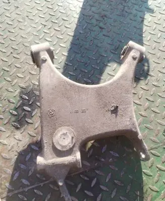 BMW X5 E53 Rear upper control arm/wishbone 1095253