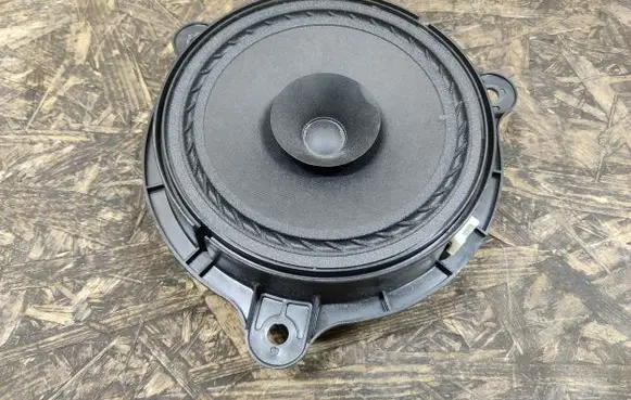 Nissan Tiida C11 Rear door speaker 28156EU00A