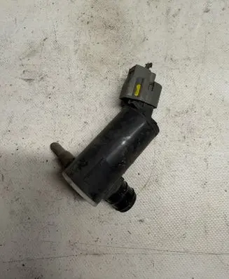 KIA Sportage Windscreen/windshield washer pump 985102S000 150126