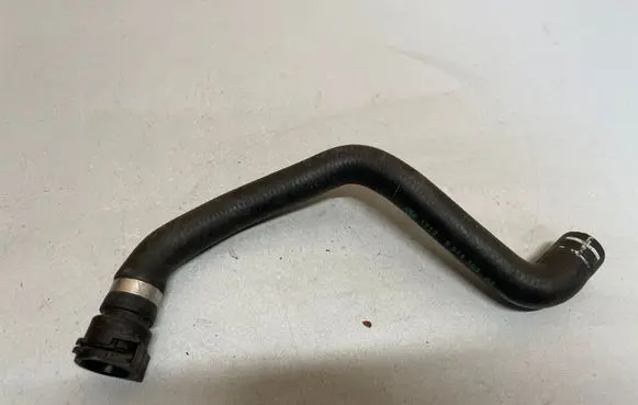 BMW X5 F15 Engine coolant pipe/hose 8511303
