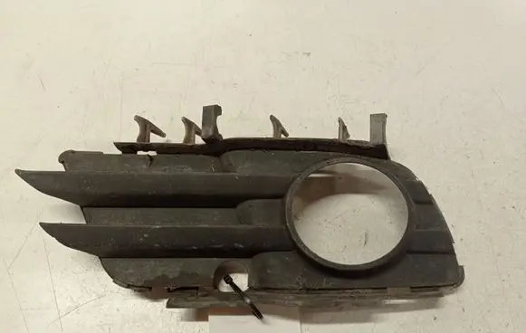 Opel Vectra C Front bumper lower grill 239263762