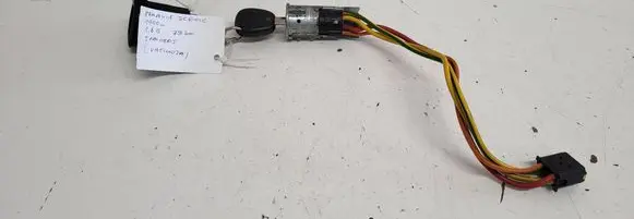 Renault Scenic I Ignition lock 7700425327 9M1