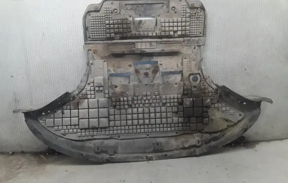 Audi A6 S6 C6 4F Engine splash shield/under tray 4F0863821d