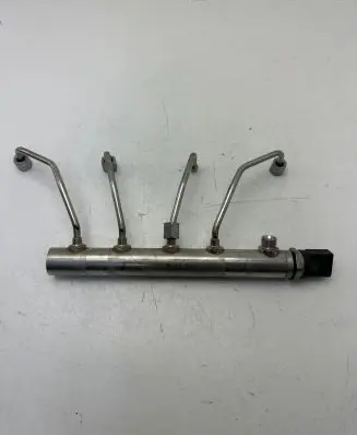 BMW 2 F22 F23 Fuel main line pipe 7585411