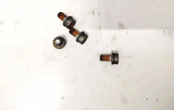 Mercedes-Benz C W202 Nuts/bolts 