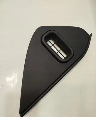 Maserati Ghibli Dashboard side end trim 670018435
