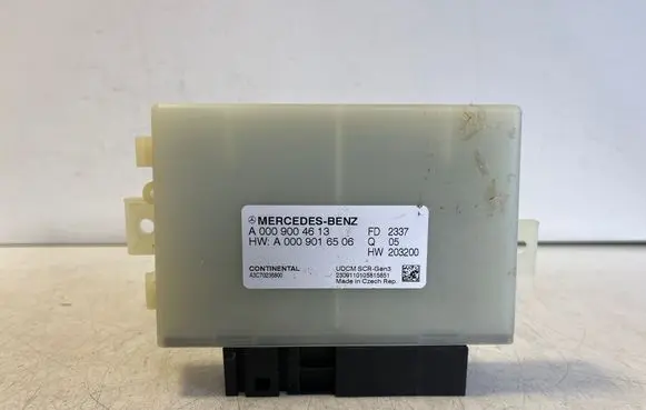 Mercedes-Benz GLB X247 Reducing agents exhaust control unit A0009004613