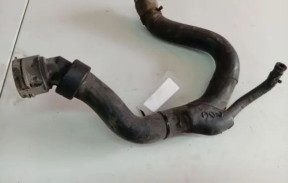 Audi A6 S6 C5 4B Engine coolant pipe/hose 