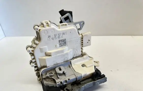 Audi A4 S4 B8 8K Front door lock 8J1837016E